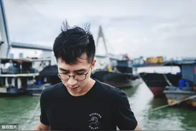 小说：相亲遇霸道总裁我扭头要跑，他却拽住我不撒手，想跑没门图片