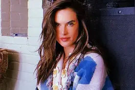 维秘超模亚历桑德拉·安布罗休（Alessandra Ambrosio）图片