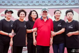 《刘老根4》开机，48岁闫学晶仍是女主，网友：没范伟不看图片