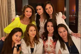 徐子淇聚会稳坐C位，年近40皮肤紧致，阔太的美是用钱砸来的图片