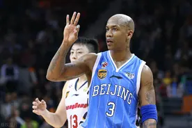 CBA速递：马布里发文向广东队学习，解立彬心有不甘，易建联表态图片