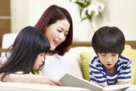 生二胎真的需要勇气，来面对这两个碎钞机图片