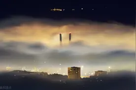 夜幕下的符拉迪沃斯托克（海参崴），如梦如幻，星星点点图片