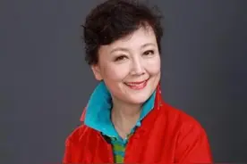 著名演员赵静近照曝光，崇拜《英雄儿女》王芳，嫁给粉丝如今美满图片
