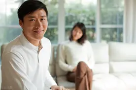 原谅妻子“婚外情”的男人，都是因为爱她吗？3个男人说了实话图片