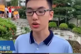 高考730分的学霸，头脑与颜值并存的状元，其母教育方式值得学习图片