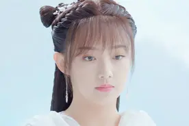 天舞纪：李玄恢复记忆后雨中下跪，和紫尊彻底决裂，苏犹怜心疼么图片