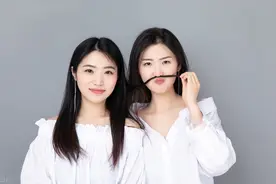 杭州姐妹花开工厂，私人定制豪华天价桌，门口土豪排长队停满豪车图片