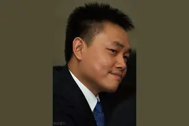 430亿的身价，12年的忏悔：黄光裕曾经年少图片