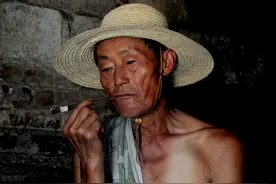 回村记：留守老人的餐桌，简单到你难以想象图片