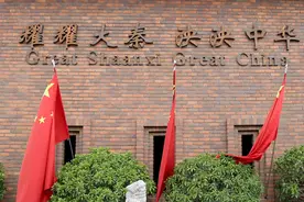 持有美国绿卡的华人，国籍还是中国籍，他们回国治疗能免费吗？图片