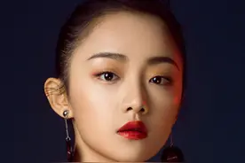 自带魔力的精灵美少女--吴佳怡图片