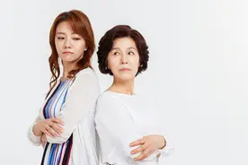 为何很多婆婆不愿真心待儿媳，真是老人难相处？三位老人说了实情图片
