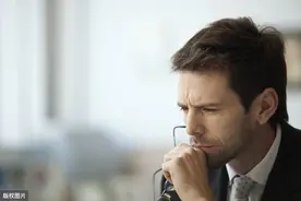 男性生殖器官会逐渐缩回肚子里？你会有这种奇异的感觉吗图片