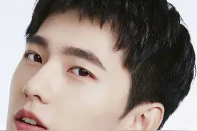 当肖战跟杨洋同时作为医生坐诊，你会选择挂谁的号？图片