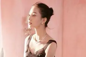 羡慕天鹅颈修长迷人难拥有？教你颈链搭配，让你化身“气质仙女”图片