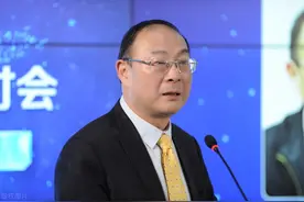 金灿荣：张召忠总是说错话忽悠人，所以我们被叫“战忽局”图片