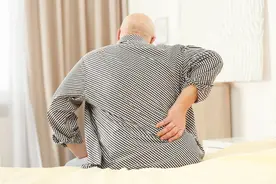 腰腿痛麻、走不远，保守治疗无效，手术风险太大，看 91岁老人如何“绝处逢生”？图片
