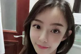 危急！保安心脏骤停，吉林美女医生跪地施救，还拒绝1万元奖励！图片