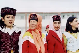 喀什“石头城”，一县邻三国，还生活着中国唯一世居白种人图片