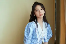 张佳宁甜美化身“波点女孩”嫩回19岁，看不出来身材能如此纤美图片