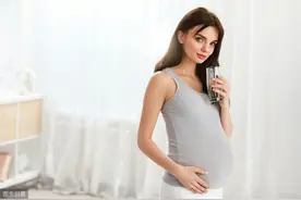 看肚形就能判断胎儿是男是女？这5个判断男女的方法不科学，别信图片