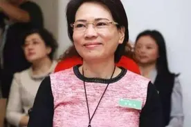 曾经浙江女首富，座驾迈巴赫S600，如今负债百亿成“老赖”图片