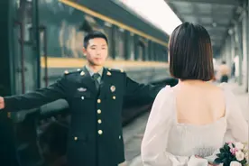 一见钟情撕心裂肺 | 亲身经历：偶遇军官，他爱上我，又离我而去图片