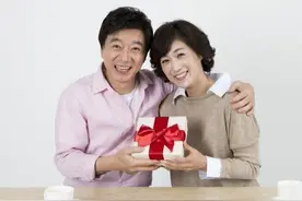 人到中年，为何不想跟妻子同房？他们这样说图片