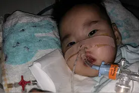 天价药打一针花七十万，宝宝不打活不过两岁，我们都在与死神赛跑图片