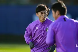 记者鲁蜜：蒋圣龙、刘若钒收到申花征召，将随队踢亚冠图片