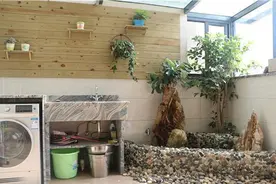 买了顶楼的房子，爸妈极力反对，装修完后他们居住不想走了图片