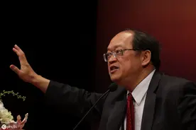 傅佩荣：老子给世人的一句忠告，读不懂的人注定要遭遇失败图片