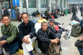 这年没法过了！农民工被年底清账套路了，包工头：清账是不可能的图片
