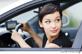 “靠边停车”英语怎么说？图片