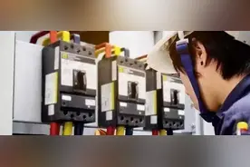 电工待遇太低，怎么多赚钱？图片