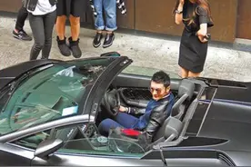 离开黄晓明后，杨颖离婚后的第一个生日尴尬度过，挡不住的冷清图片