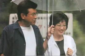 山口百惠：嫁给三浦友和42年从不吵架，64岁身材发福笑容依旧恬静图片