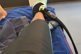 内马尔晒恢复！走起！图片