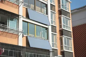 阳台壁挂太阳能是什么？阳台壁挂太阳能热水器优缺点分析图片
