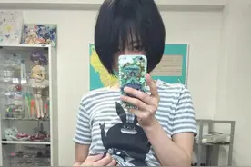 内涵图：邓超在逗比这条路上，终是越走越远了。。。图片