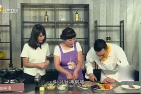 虾仁的做法有很多种，看付妈妈教你怎么做人人都爱吃的炸虾仁！视频封面
