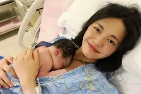 37岁姚晨今晨产女 取名小茉莉视频封面
