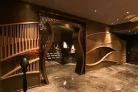 空间灵感 | 依傍着珠江河的私人会所图片
