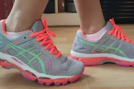ASICS 亚瑟士 KAYANO 22 女款 开箱图片