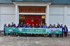 让人分不清身处粤、桂还是湘的连山鹰扬关图片