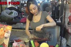 街头夜市美女老板，真不愧是泰国西施，还真是美视频封面