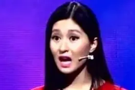 美女车上与男子幽会，结果被行车记录仪记录下声音，当场被问傻！视频封面