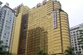 南宁迪拜七星酒店被评为中国十大丑陋建筑之一图片