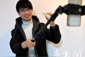 宿迁90后网络男主播，摄像头后的花样人生图片